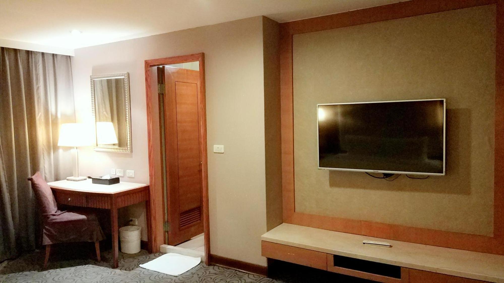 Elegance Hotel Тайбей Екстер'єр фото