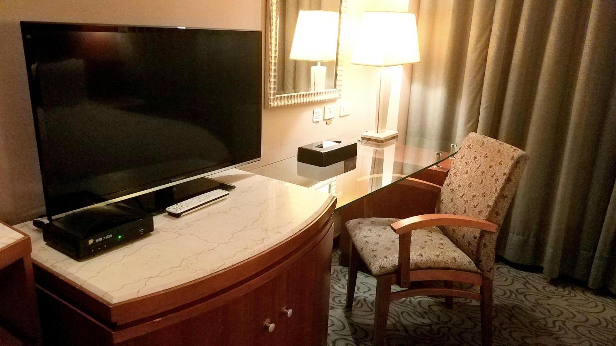 Elegance Hotel Тайбей Екстер'єр фото