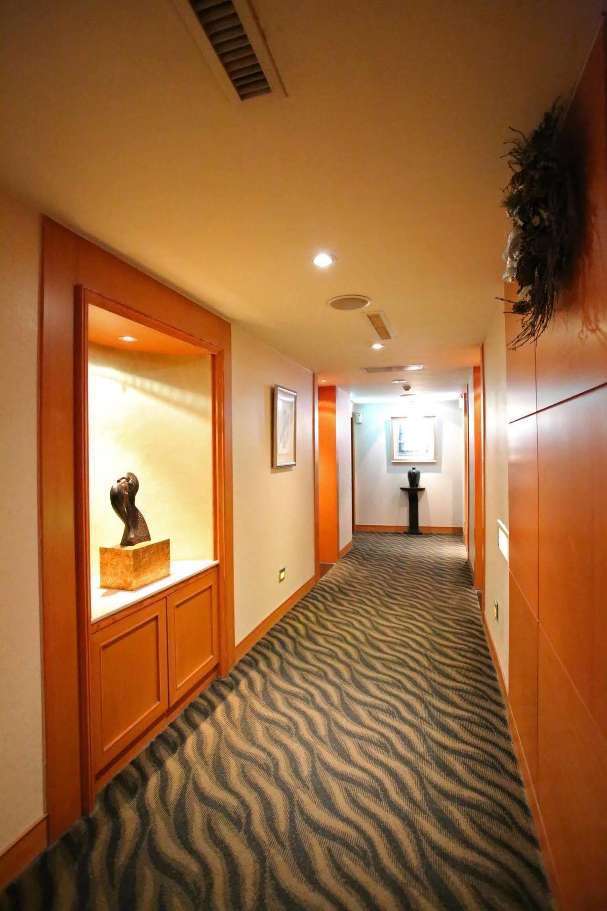 Elegance Hotel Тайбей Екстер'єр фото