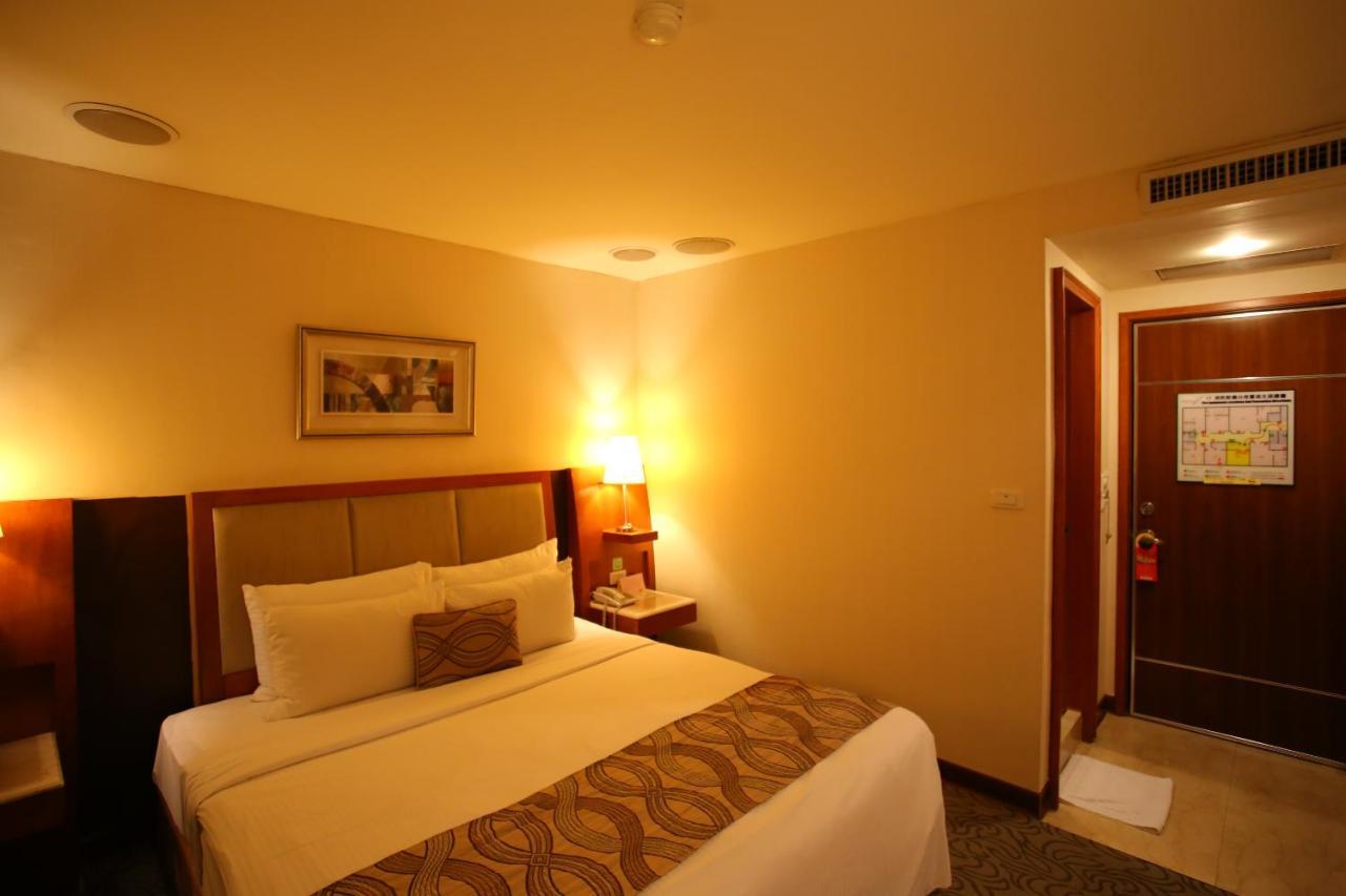 Elegance Hotel Тайбей Екстер'єр фото